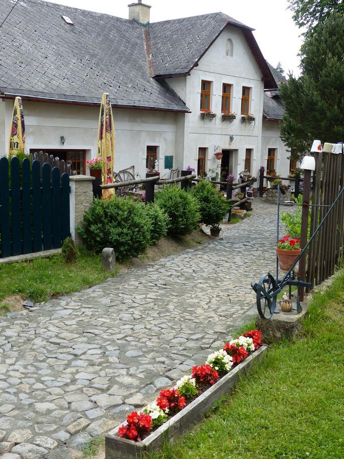 Penzion Sucháč Osecna Exterior foto