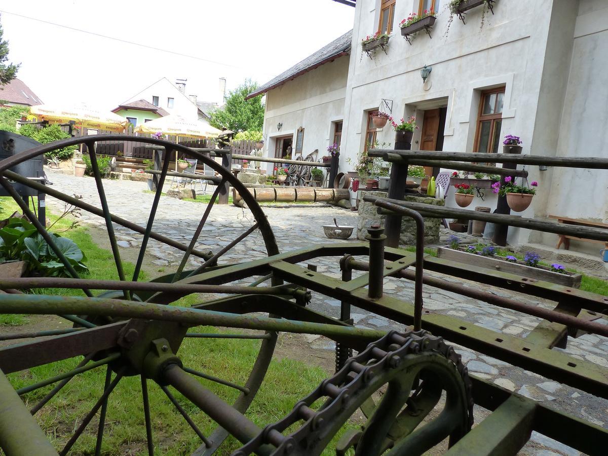 Penzion Sucháč Osecna Exterior foto